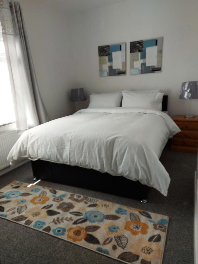 Lawfield R&r Apartment